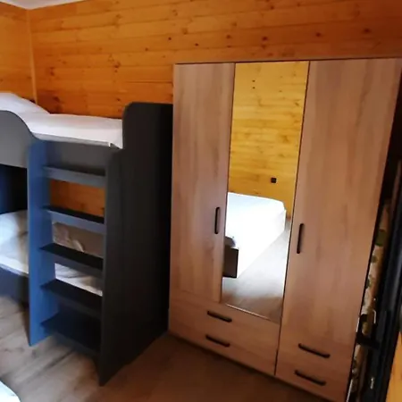 шангри ла - 2, плаж градина Kamp alanı *